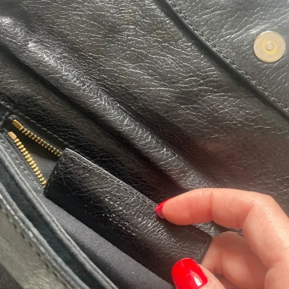 Balenciaga - Picture 4 of 4